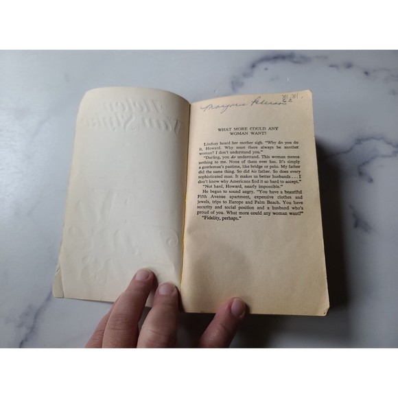 No Love Lost - Picture 2 of 10